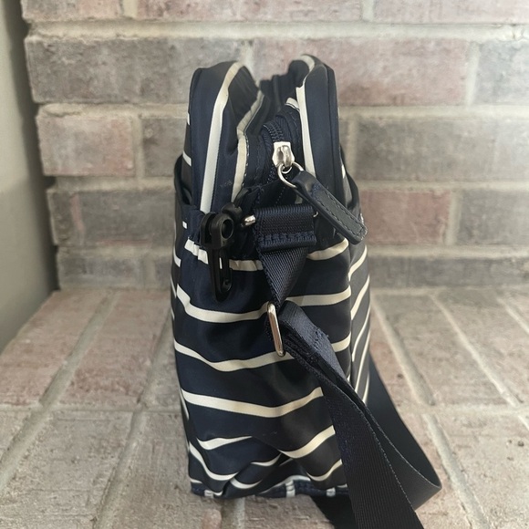 Bag - Picture 5 of 12